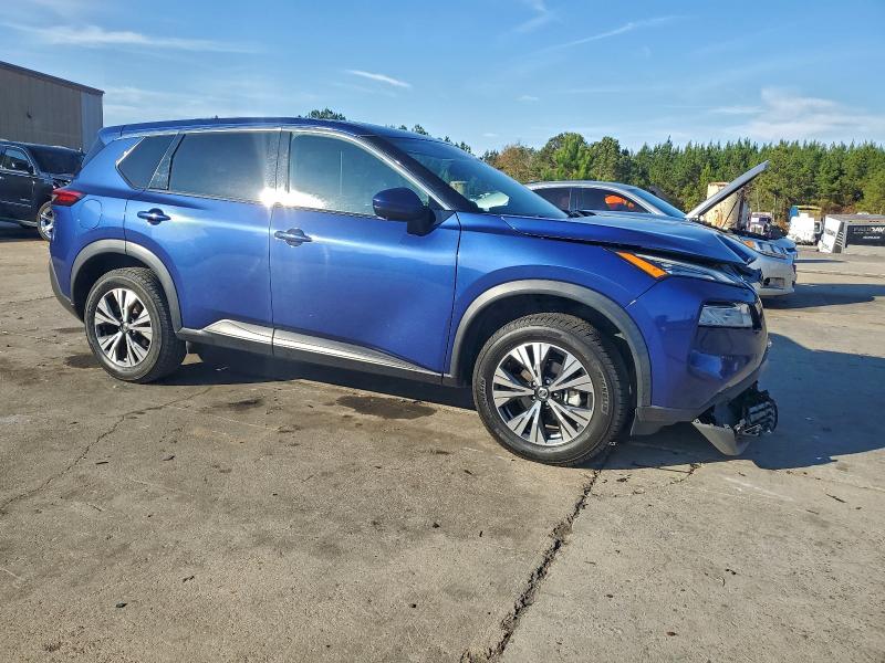 Фото 4 - NISSAN ROGUE