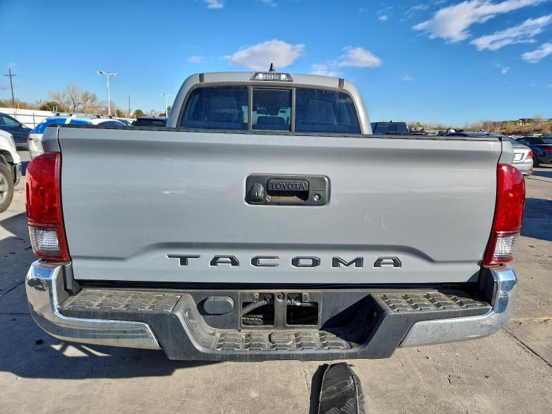 Фото 6 - TOYOTA TACOMA