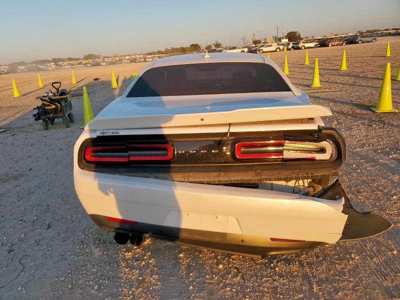 Фото 6 - DODGE CHALLENGER