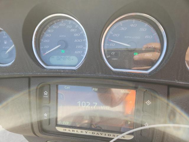 HARLEY-DAVIDSON FL 2014