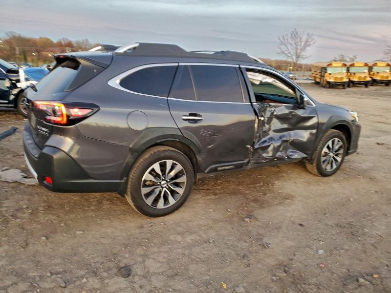 Фото 3 - SUBARU OUTBACK