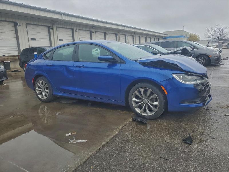 Фото 4 - CHRYSLER 200