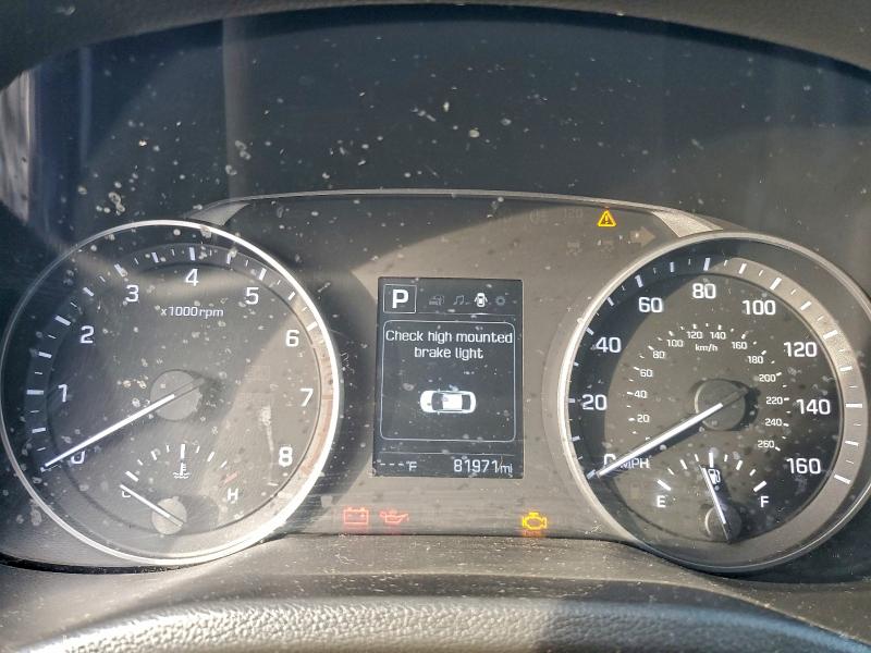 Фото 9 - HYUNDAI ELANTRA