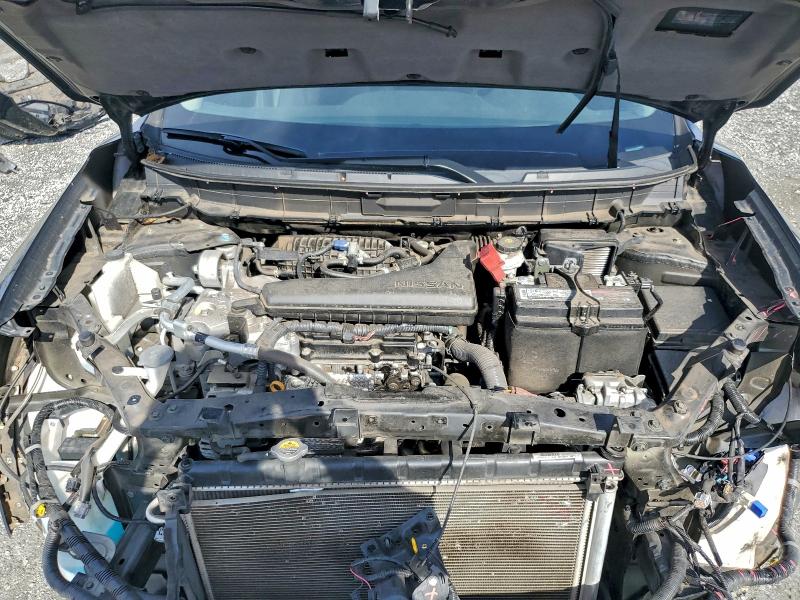 Фото 11 - NISSAN ROGUE