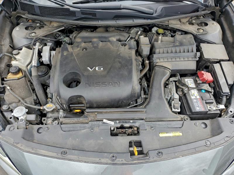 Фото 11 - NISSAN MAXIMA