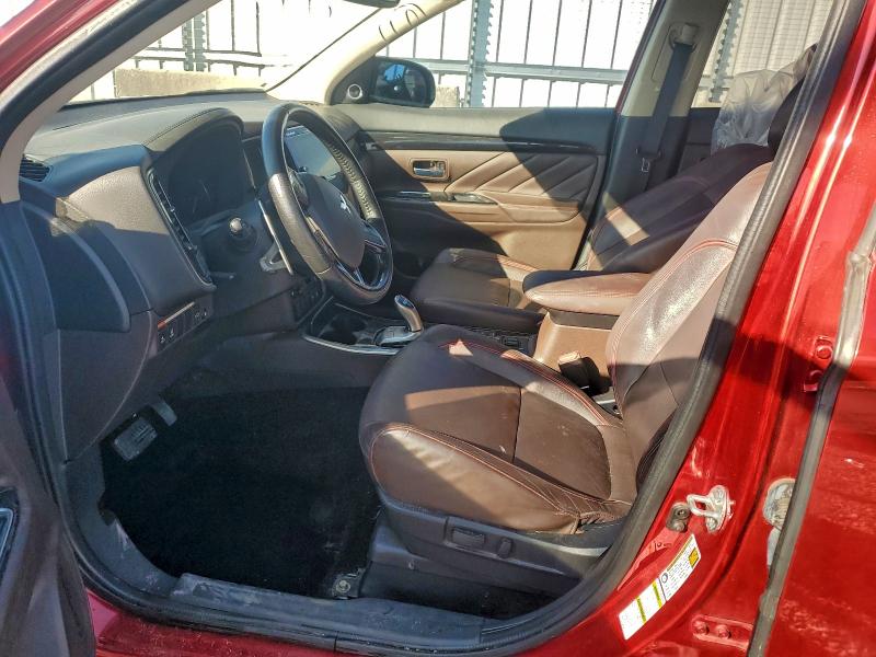 Фото 7 - MITSUBISHI OUTLANDER