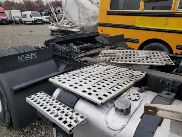 Фото 6 - VOLVO All Models