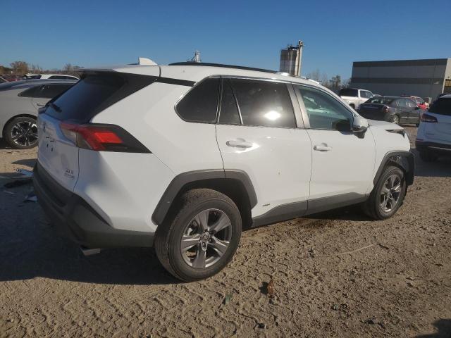Фото 3 - TOYOTA RAV4