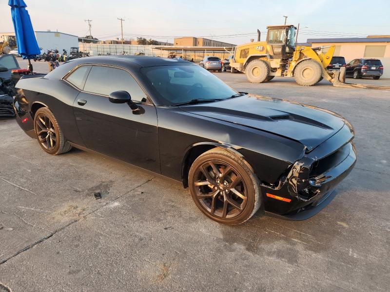 Фото 4 - DODGE CHALLENGER