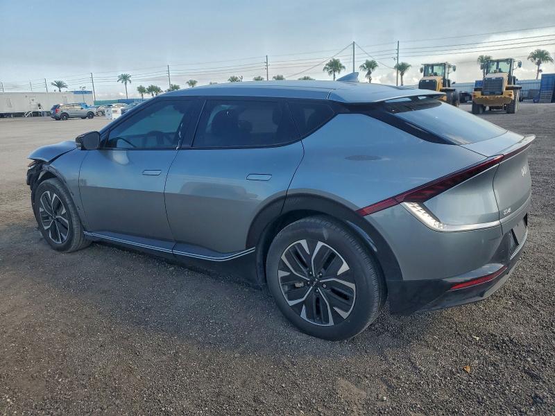 Фото 2 - KIA EV6 LIGHT