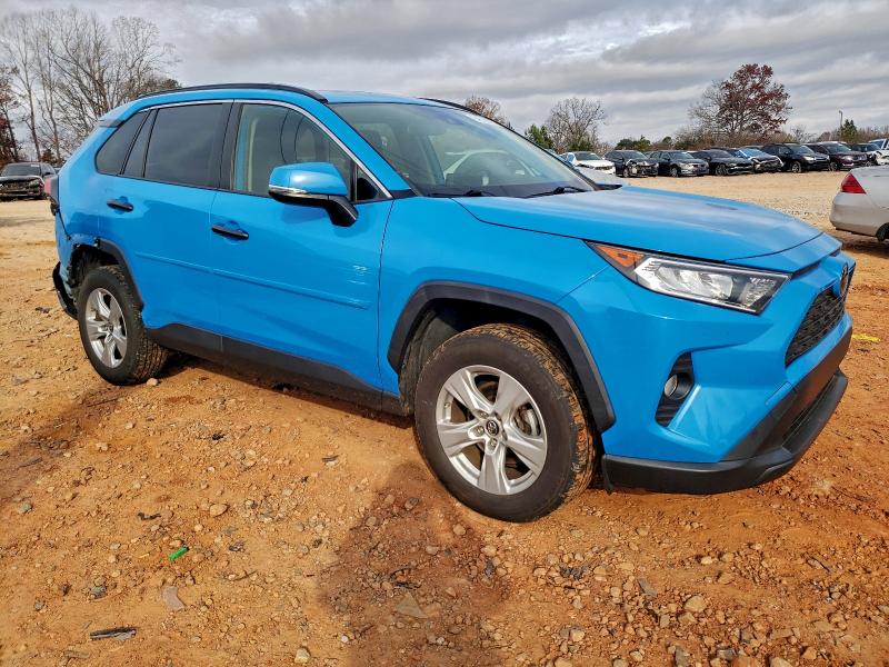 Фото 4 - TOYOTA RAV4