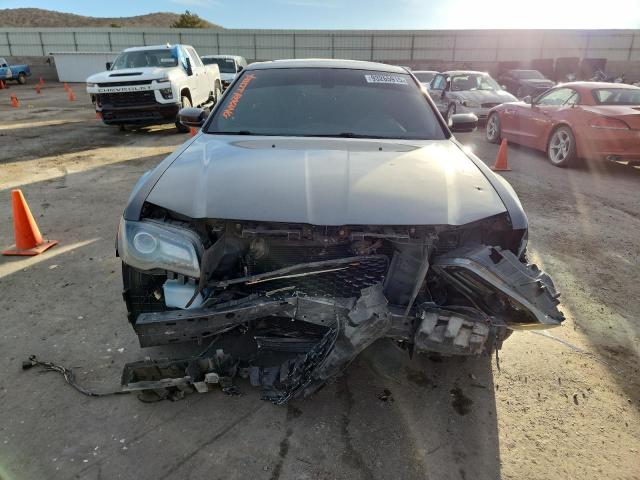 Фото 5 - CHRYSLER 300