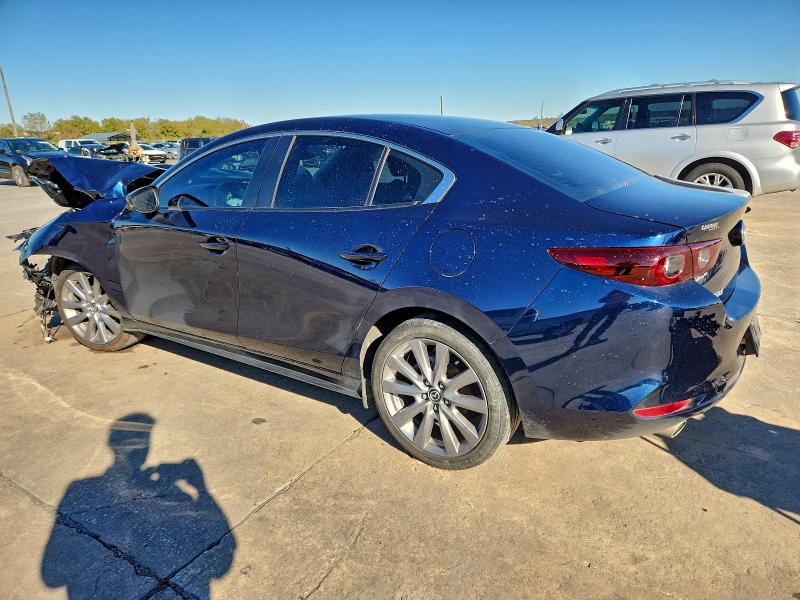 Фото 2 - MAZDA 3