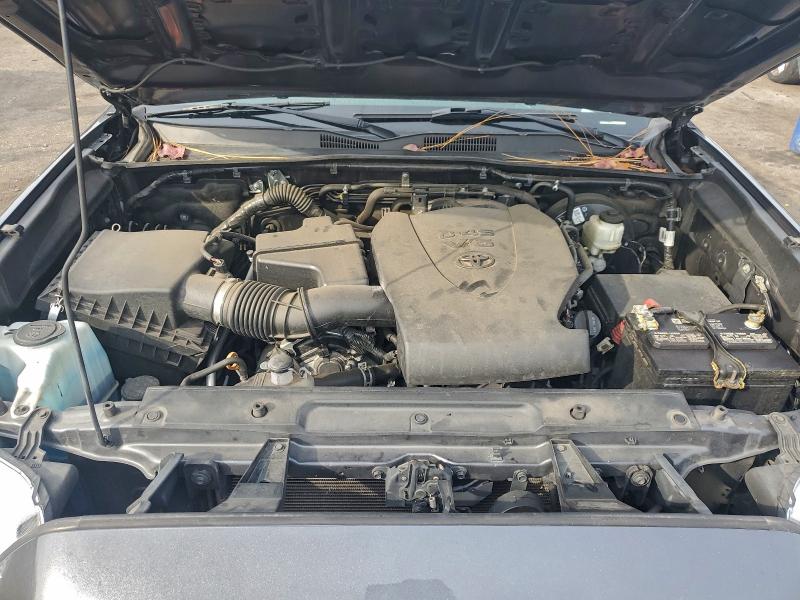 Фото 11 - TOYOTA TACOMA