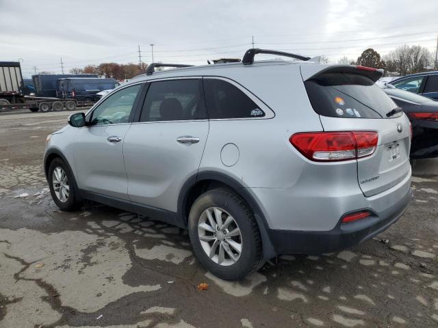 Фото 2 - KIA SORENTO