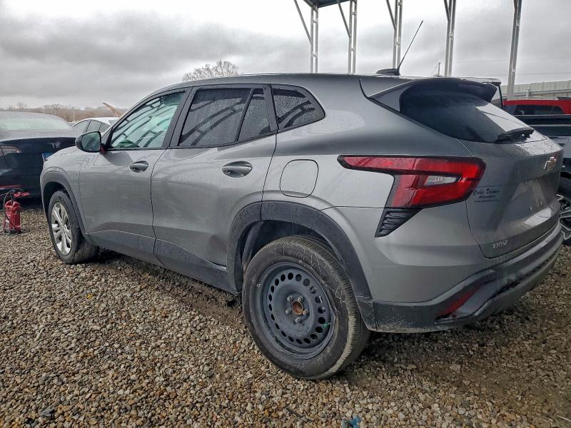 Фото 2 - CHEVROLET TRAX