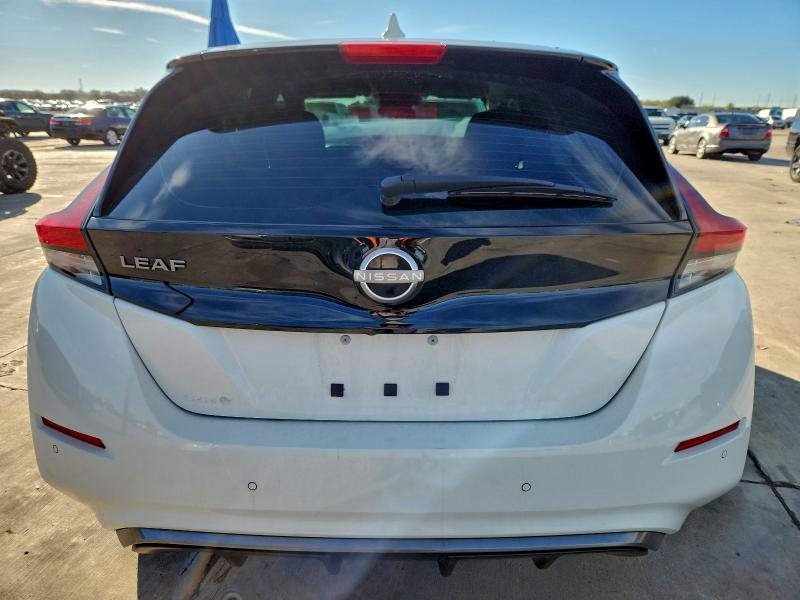 Фото 6 - NISSAN LEAF