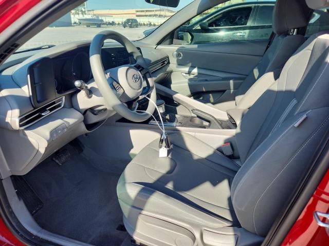 Фото 7 - HYUNDAI ELANTRA