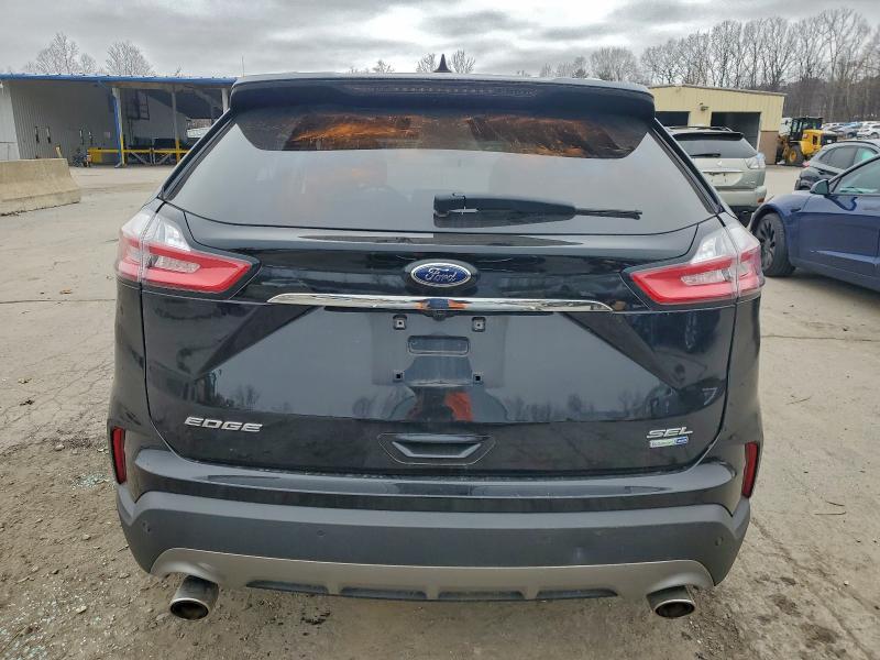 Фото 6 - FORD EDGE