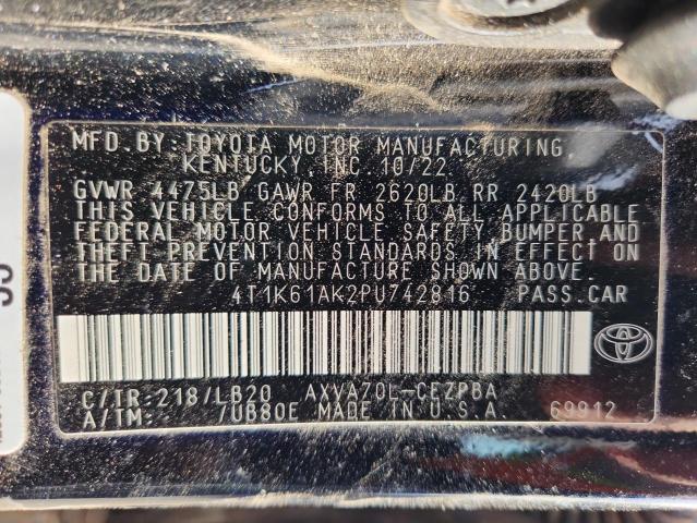 Фото 12 - TOYOTA CAMRY