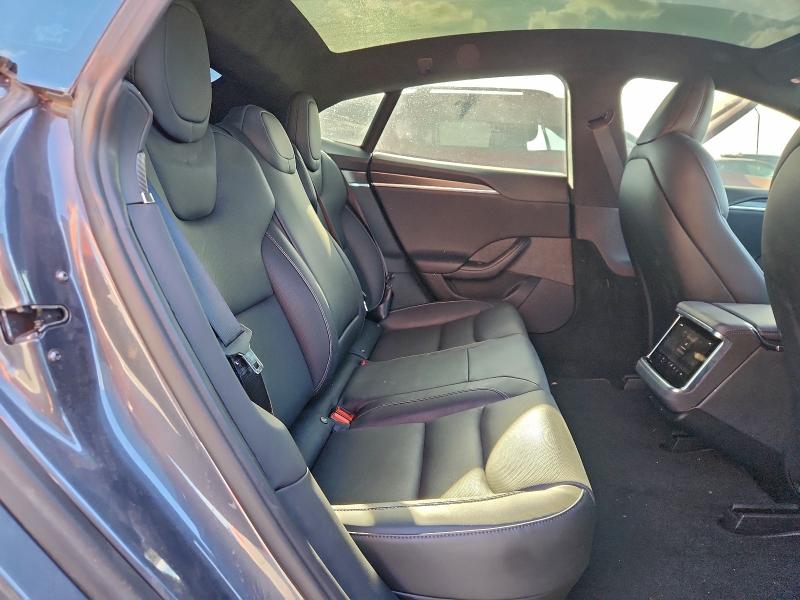 Фото 10 - TESLA MODEL S