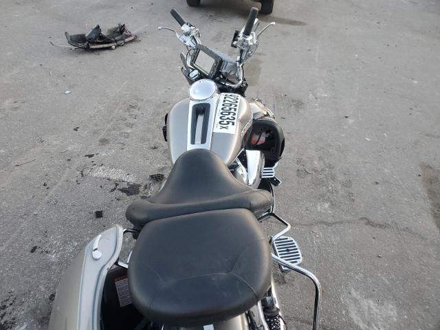 HARLEY-DAVIDSON FL 2017