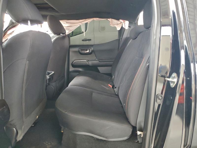 Фото 10 - TOYOTA TACOMA