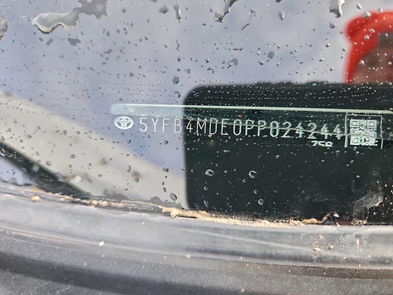 Фото 13 - TOYOTA COROLLA