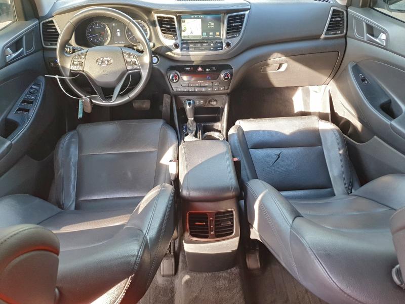 Фото 8 - HYUNDAI TUCSON