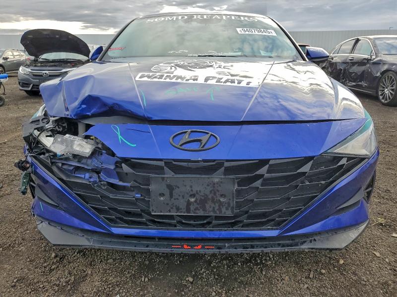 Фото 5 - HYUNDAI ELANTRA