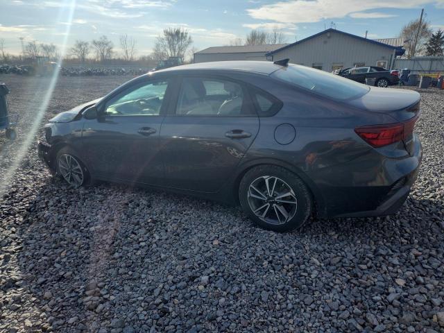 Фото 2 - KIA FORTE