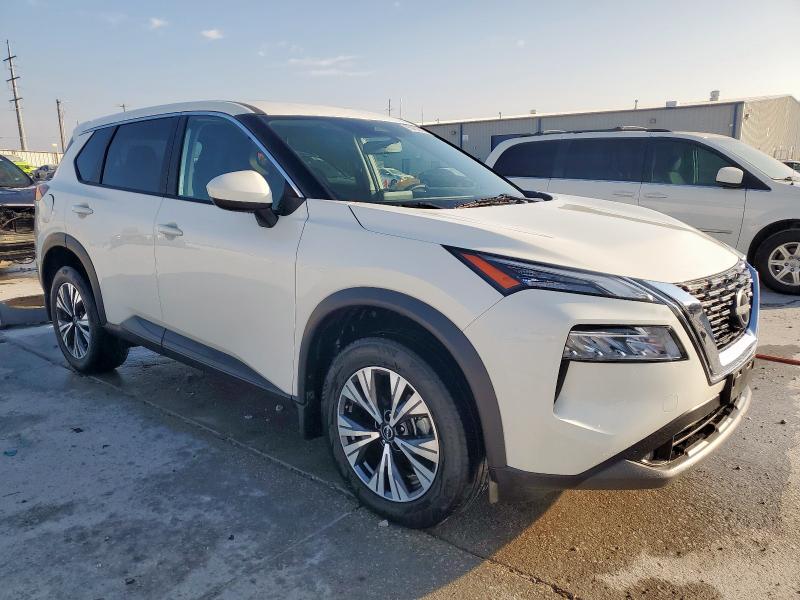 Фото 4 - NISSAN ROGUE