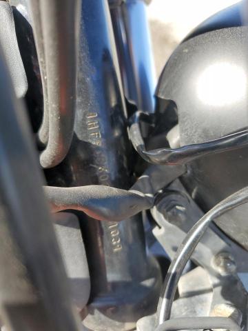 HONDA VTX CYCLE 2004