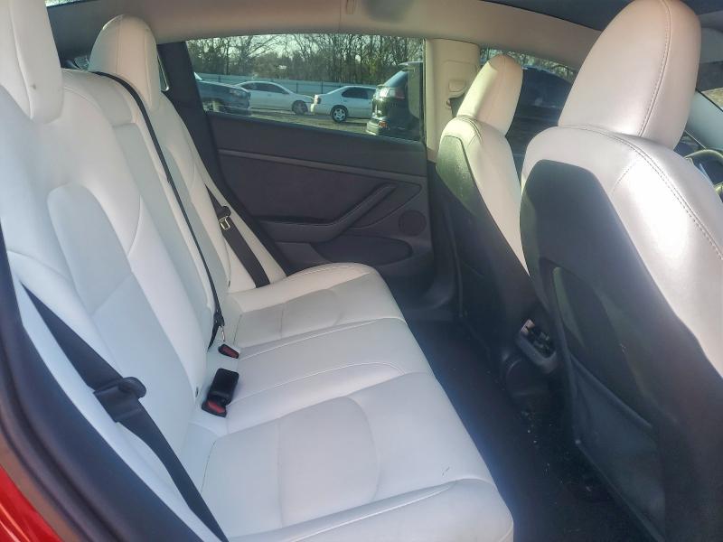 Фото 10 - TESLA MODEL 3