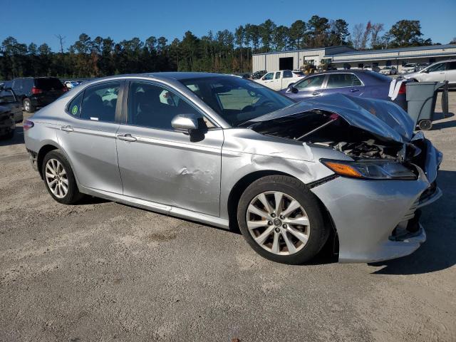 Фото 4 - TOYOTA CAMRY