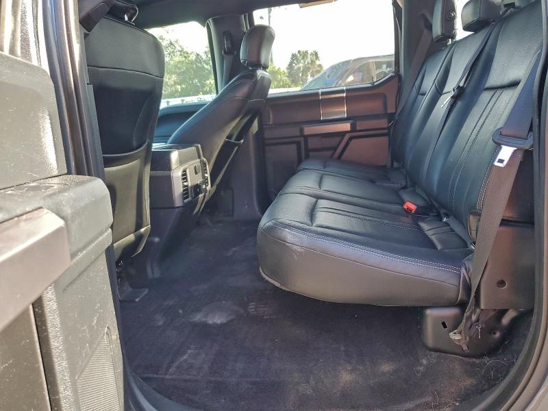 Фото 10 - FORD F-150