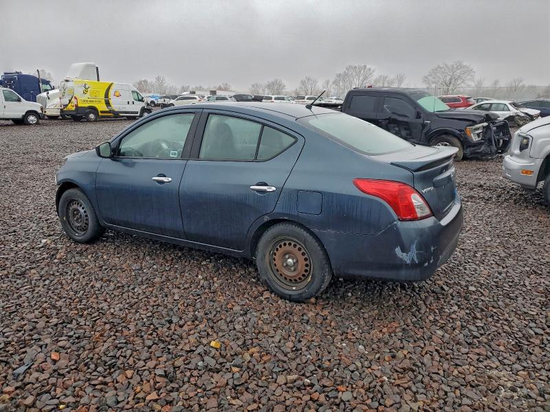 Фото 2 - NISSAN VERSA