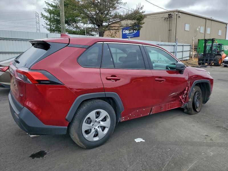 Фото 3 - TOYOTA RAV4