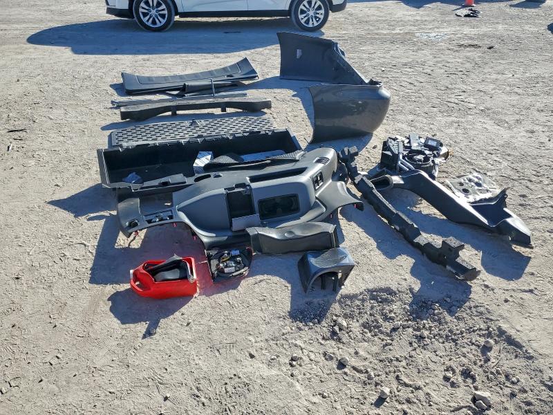 Фото 13 - TOYOTA SEQUOIA