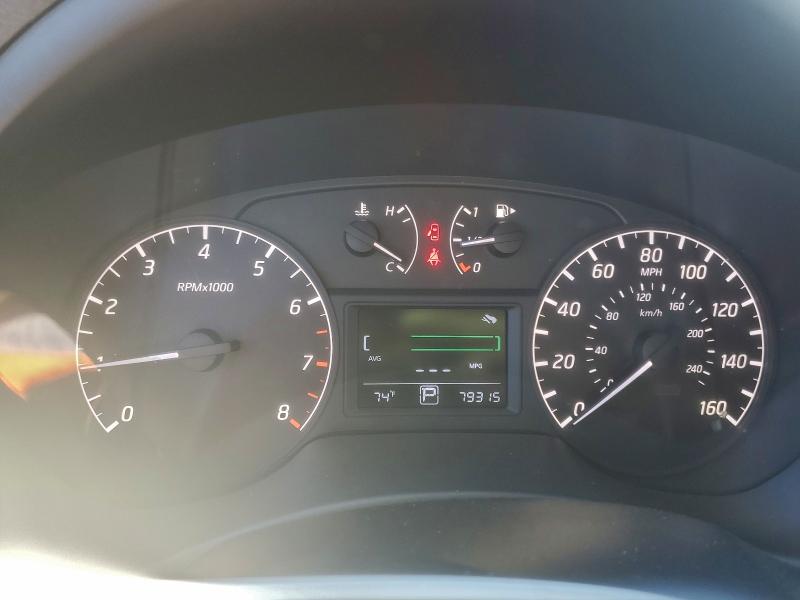 Фото 9 - NISSAN SENTRA