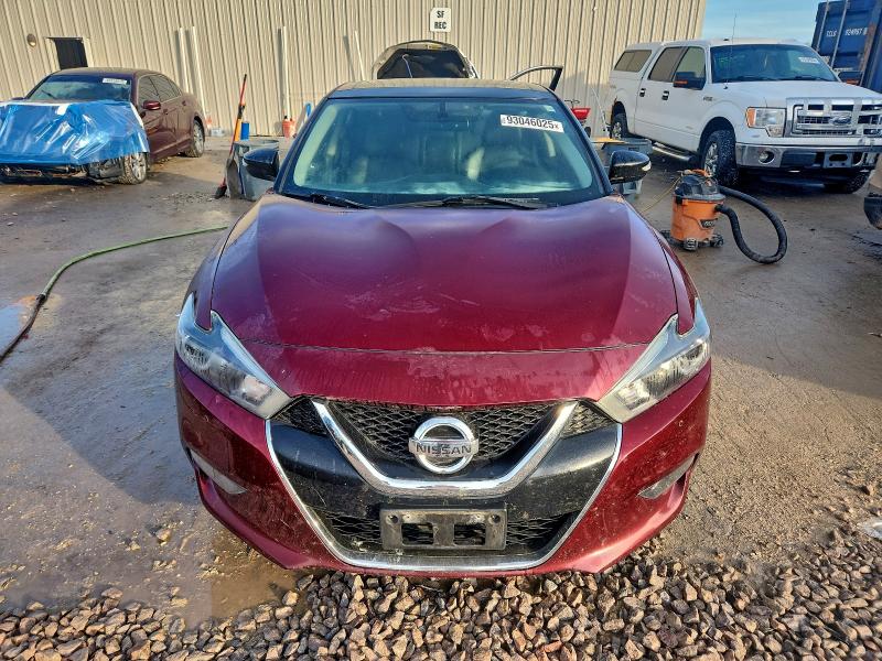 Фото 5 - NISSAN MAXIMA