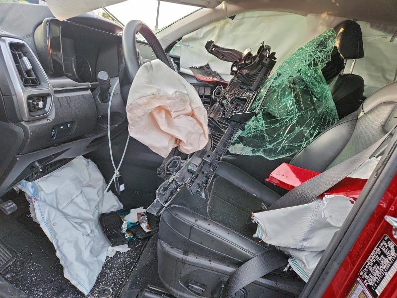 Фото 7 - KIA SORENTO