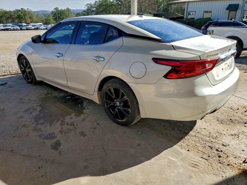 Фото 2 - NISSAN MAXIMA