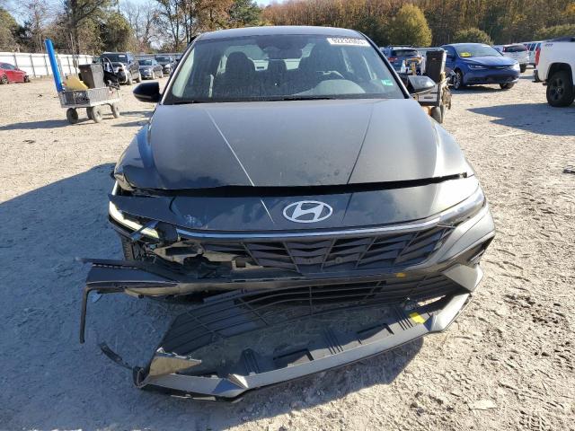 Фото 5 - HYUNDAI ELANTRA