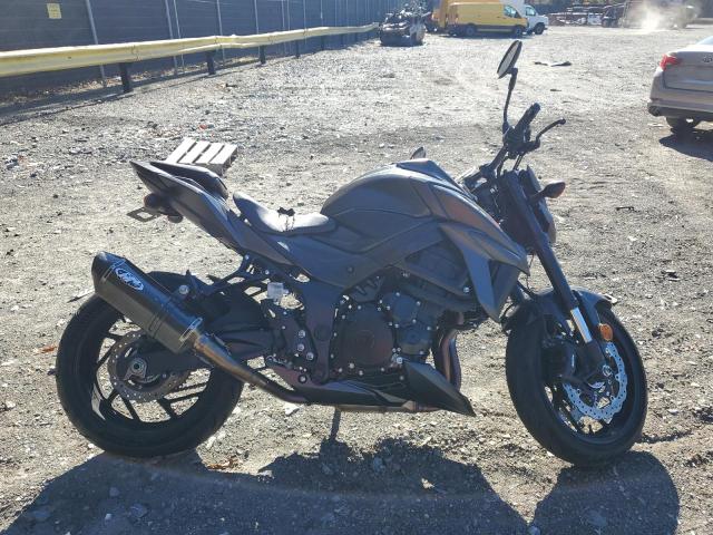 SUZUKI GSX-S750 M 2022