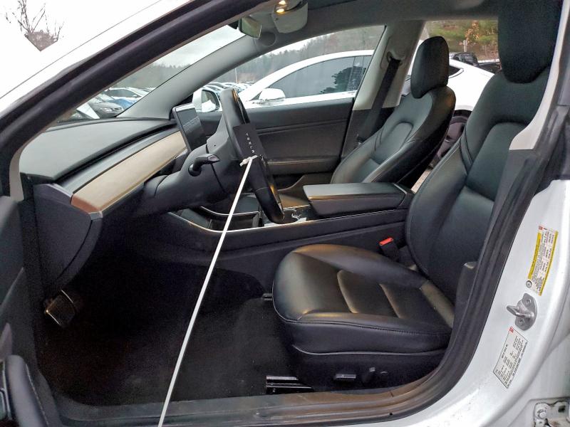 Фото 7 - TESLA MODEL 3