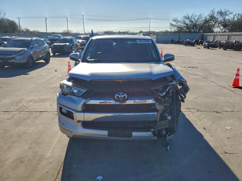 Фото 5 - TOYOTA 4RUNNER