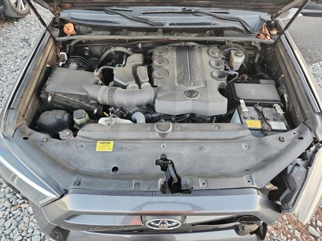 Фото 12 - TOYOTA 4RUNNER