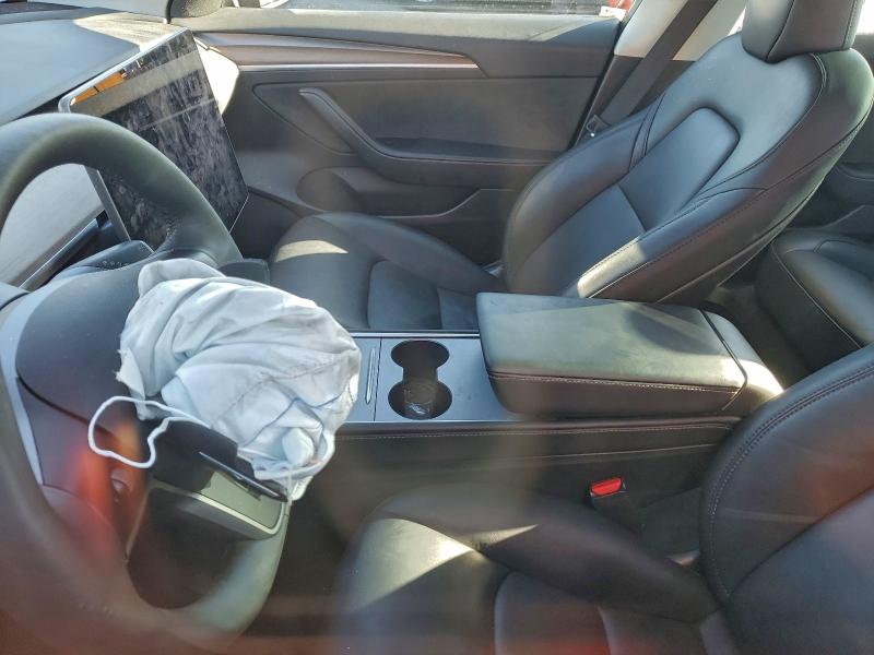 Фото 9 - TESLA MODEL 3