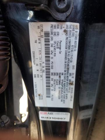 Фото 12 - FORD FOCUS